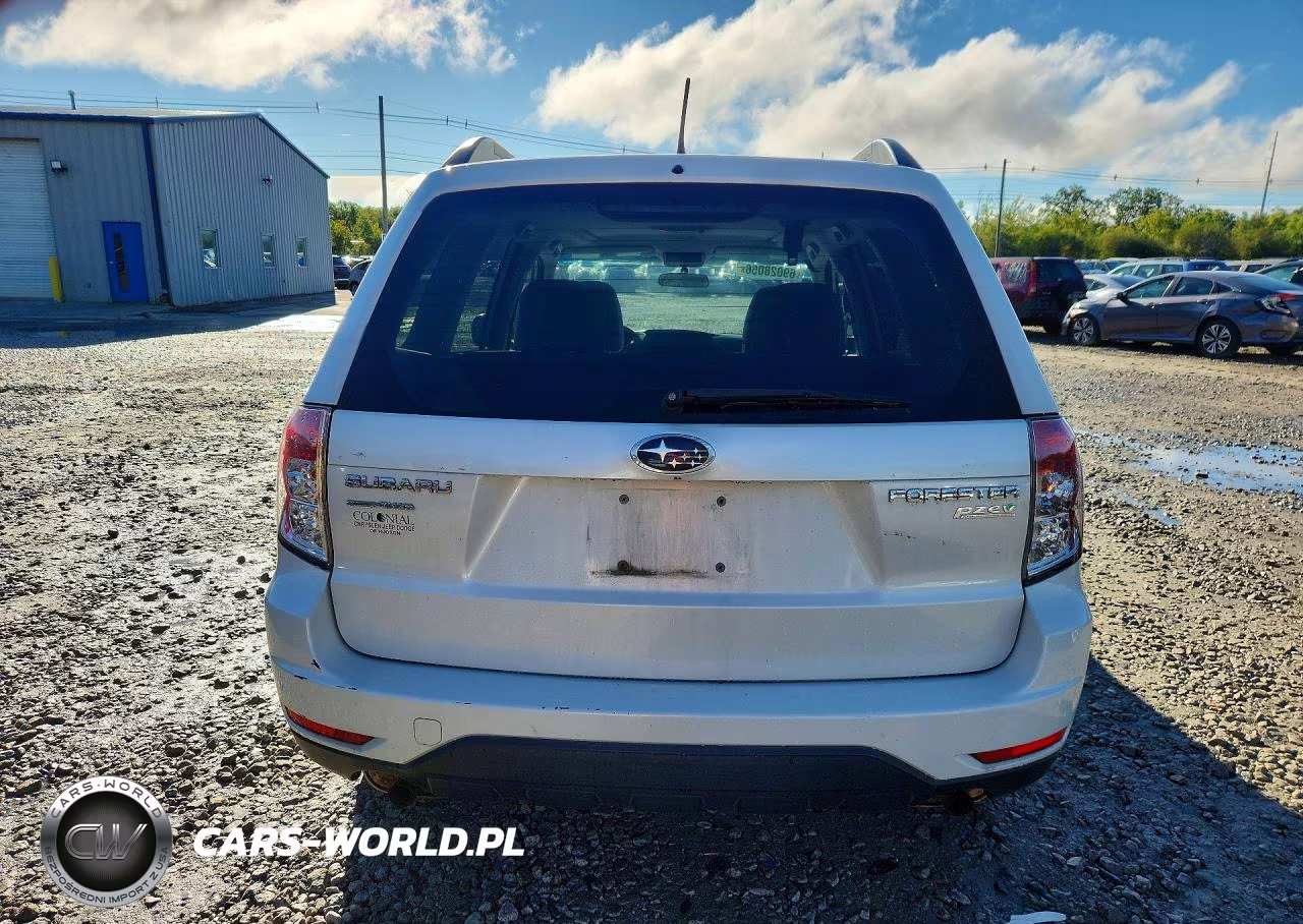 2012 Subaru Forester 2.5X Premium VIN:JF2SHADC2CH463714 - 6