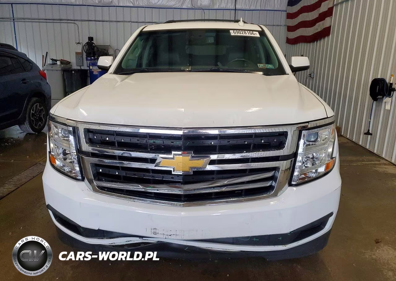 2018 Chevrolet Suburban K1500 Lt VIN:1GNSKHKC6JR257127 - 5