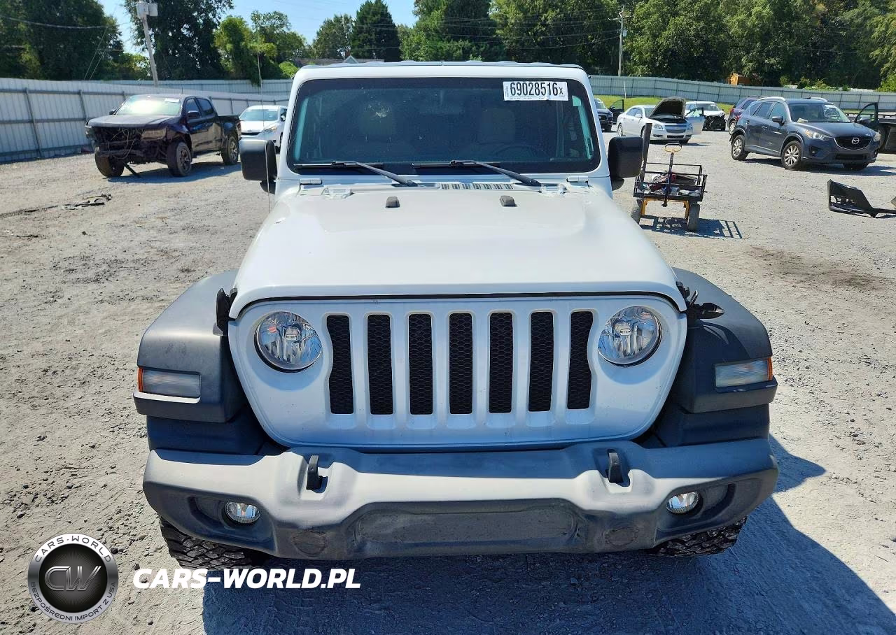 2018 Jeep Wrangler Unlimited Sport VIN:1C4HJXDG3JW129705 - 5