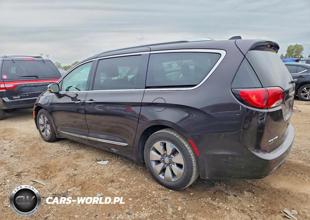 2018 Chrysler Pacifica Hybrid Limited VIN:2C4RC1N79JR118260 - 2