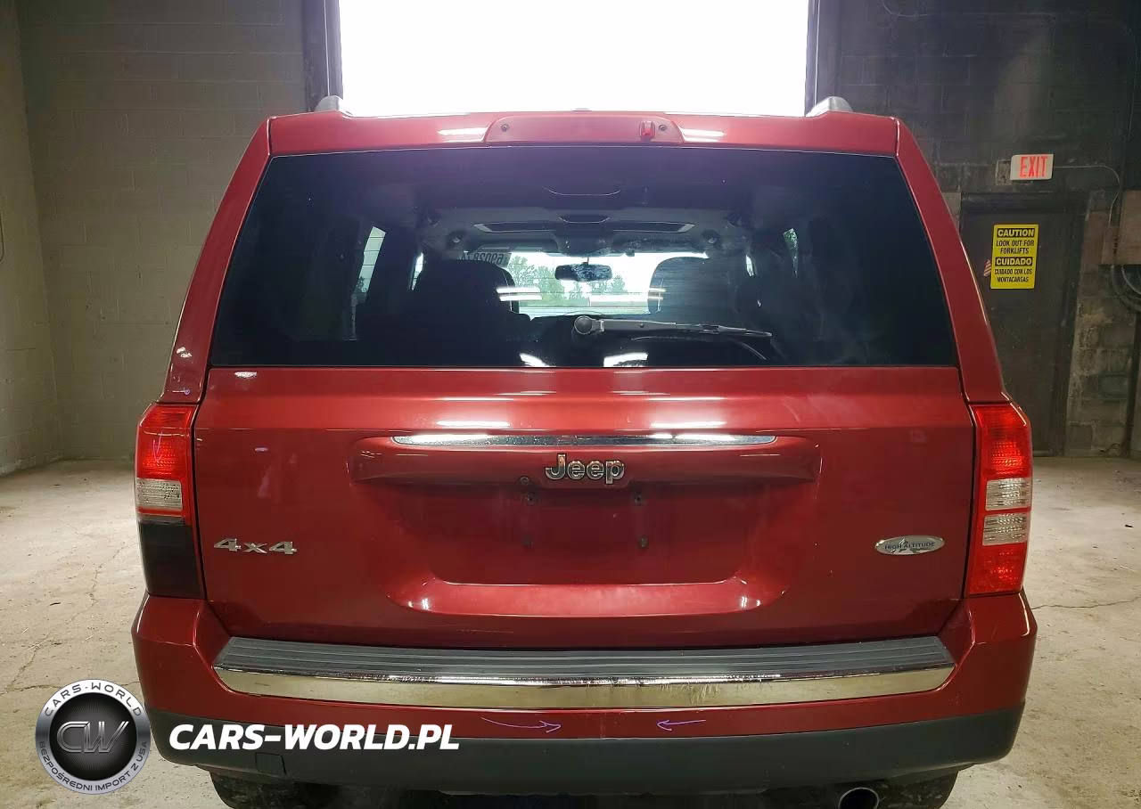 2017 Jeep Patriot Latitude VIN:1C4NJRFB2HD195944 - 6