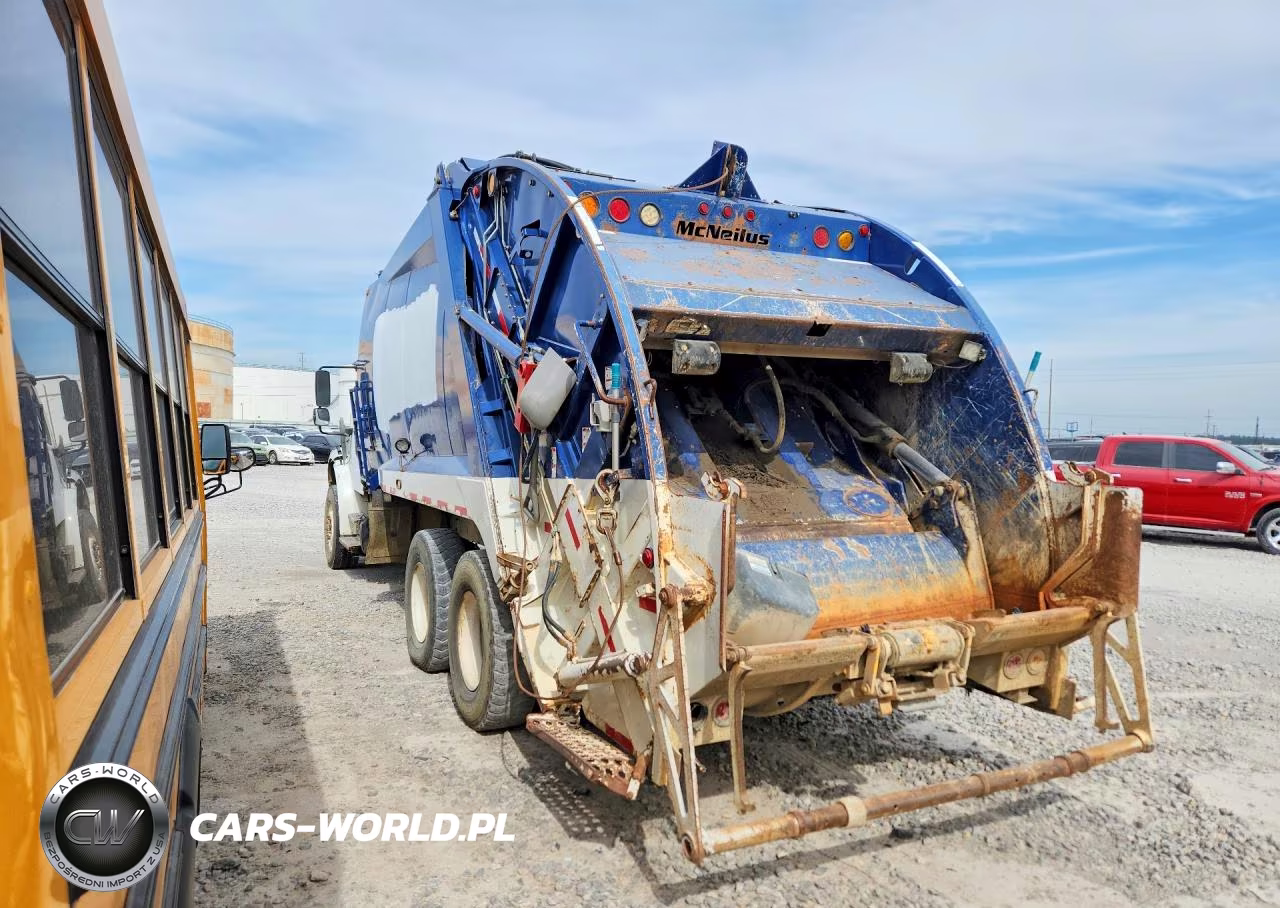 2014 Freightliner Business Class M2 Refuse Truck VIN:1FVHCYCY8EHFT6124 - 2
