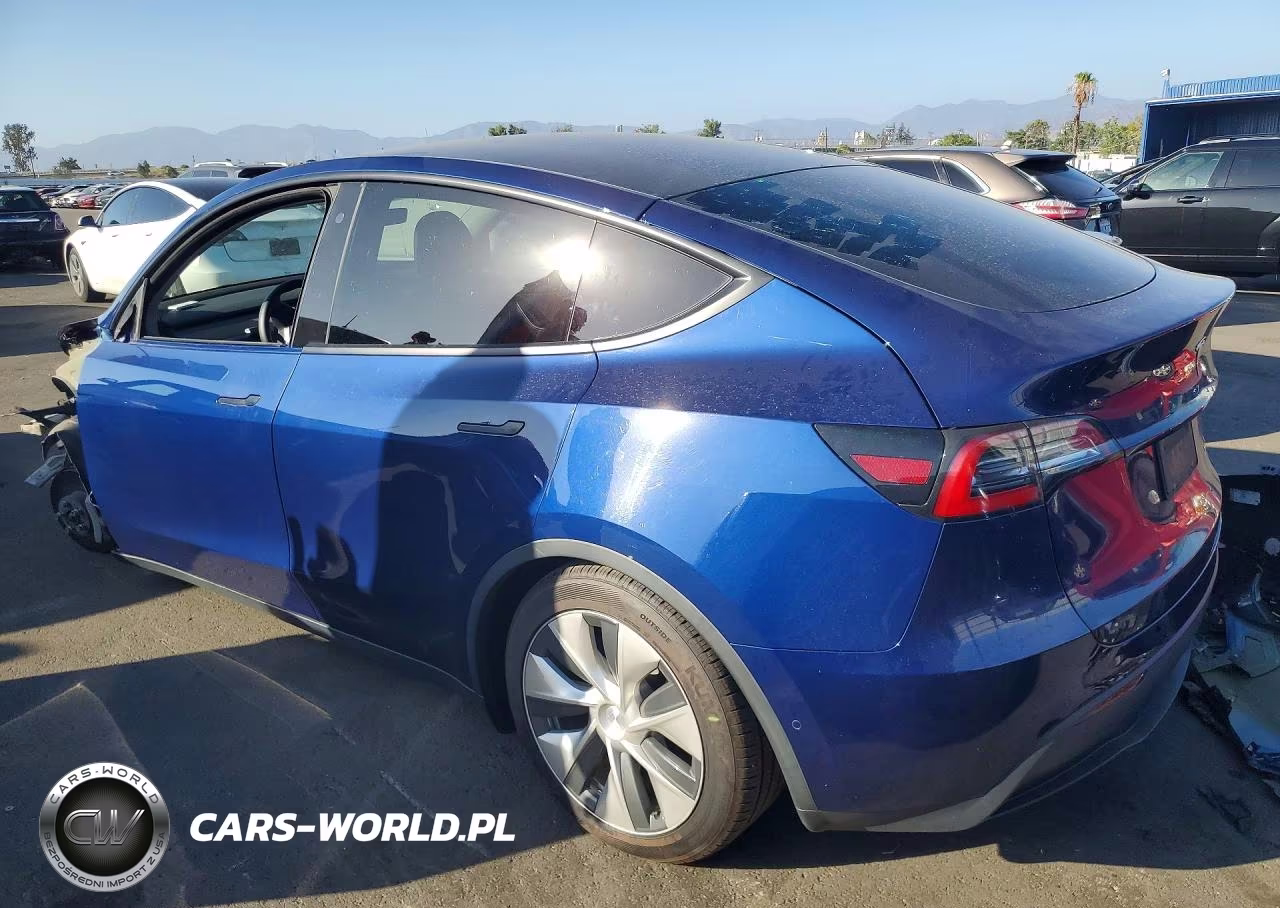 2020 Tesla Model Y VIN:5YJYGDEE8LF053853 - 2