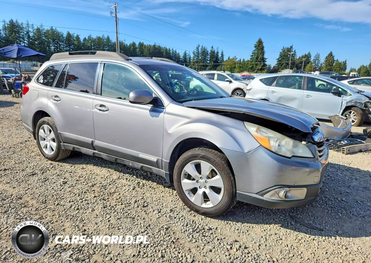 2010 Subaru Outback 2.5I Premium VIN:4S4BRBEC3A3310958 - 4