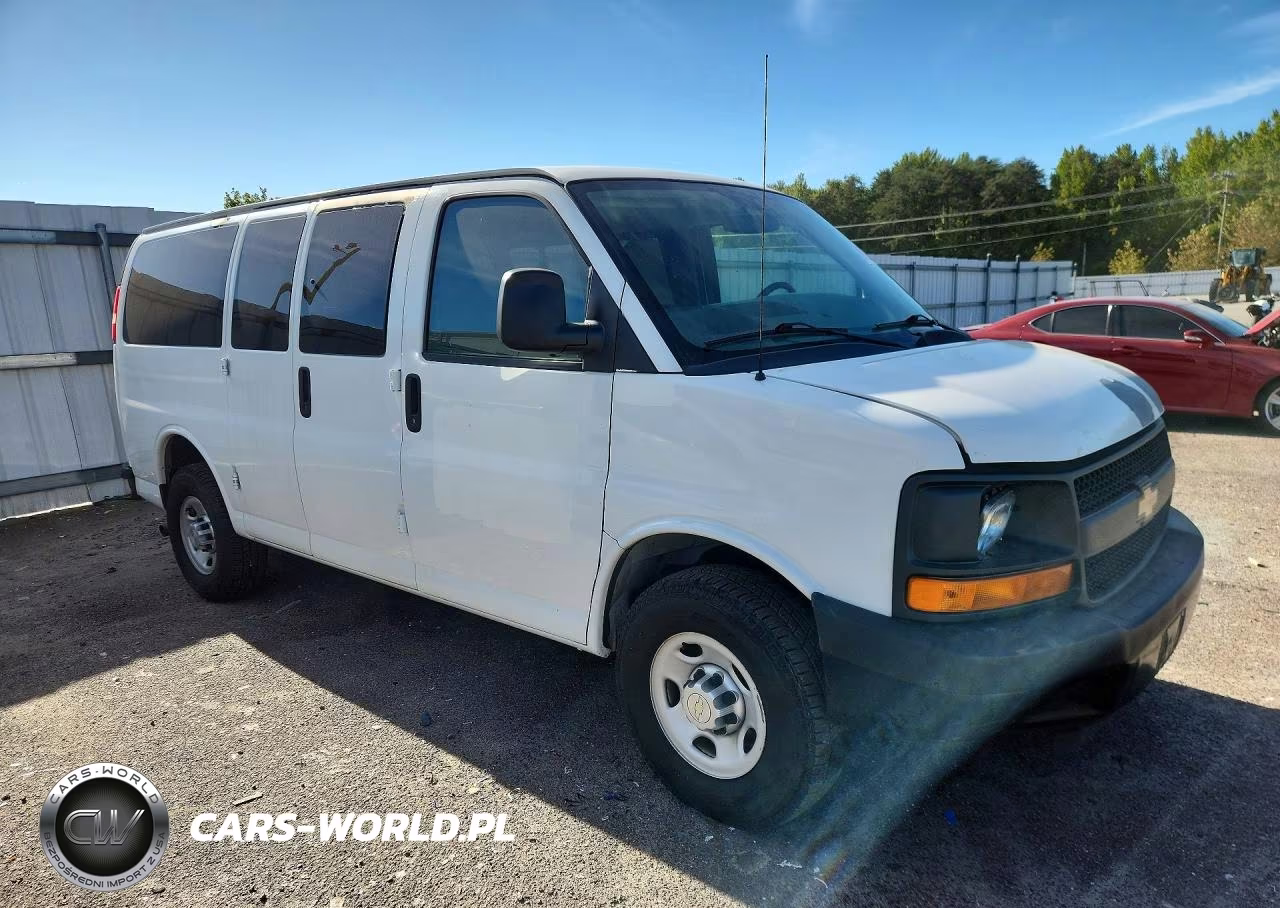 2010 Chevrolet Express G2500 Ls VIN:1GAZGPDG4A1176573 - 4