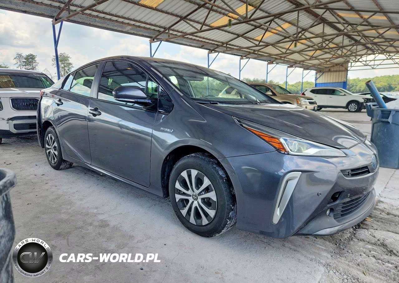 2020 Toyota Prius Xle Awd-E VIN:JTDL9RFU3L3020456 - 4