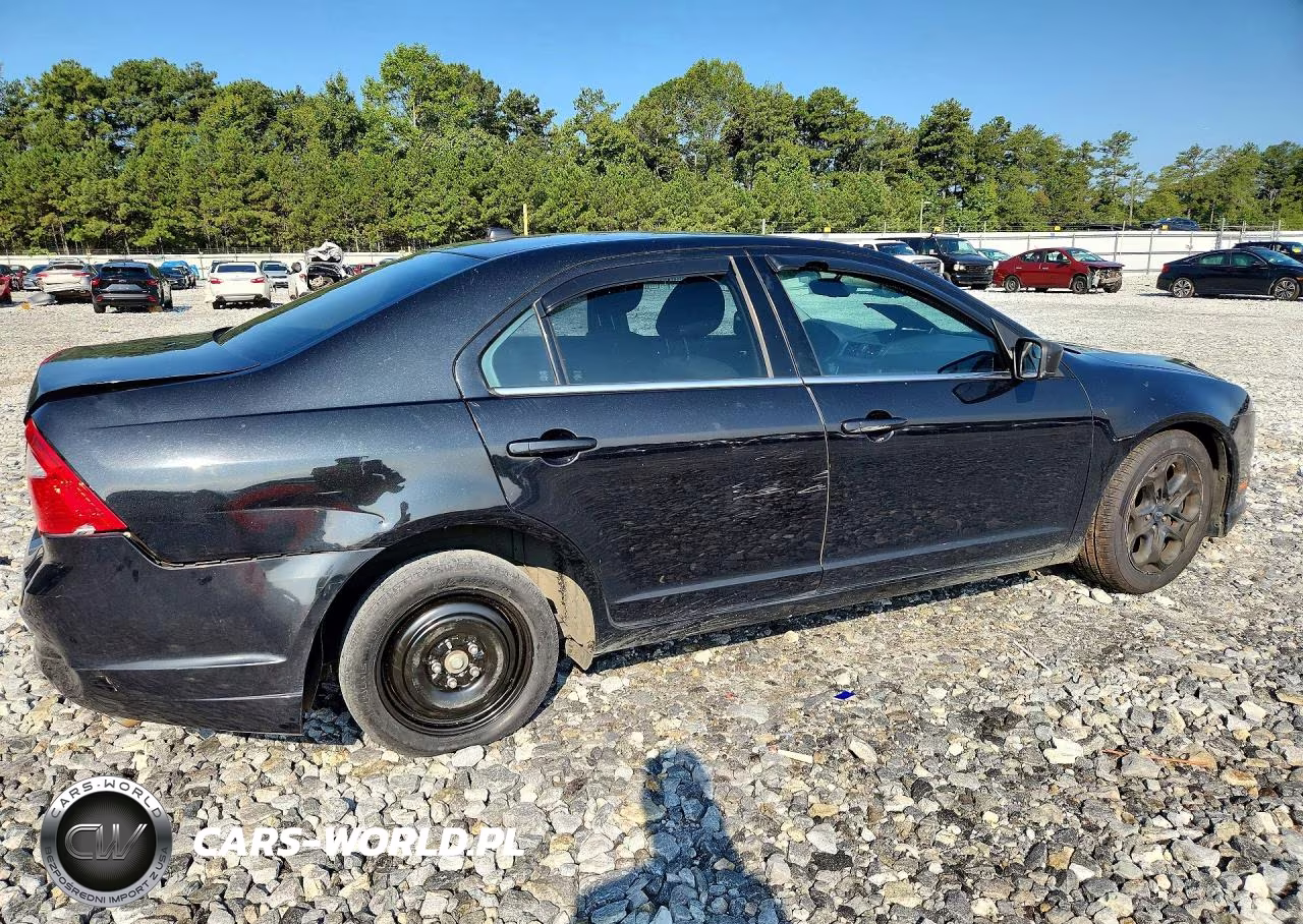 2011 Ford Fusion Se VIN:3FAHP0HA6BR126917 - 3