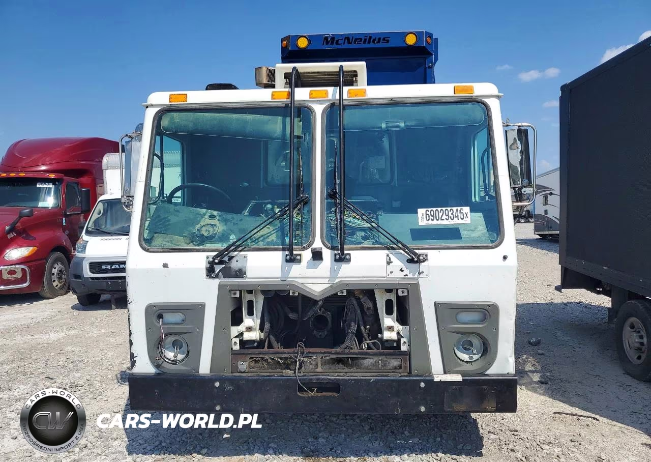 2015 Mack Leu600 Refuse Truck VIN:1M2AU04C0FM009212 - 5
