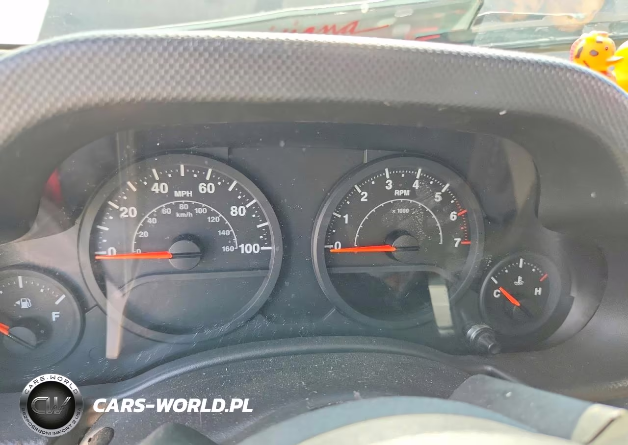 2007 Jeep Wrangler X VIN:1J4FA24127L227134 - 9