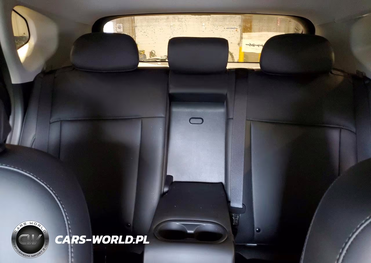 2024 Hyundai Kona Limited VIN:KM8HECA35RU101048 - 10