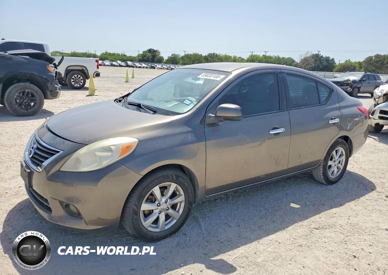 2012 Nissan Versa 1.6 S