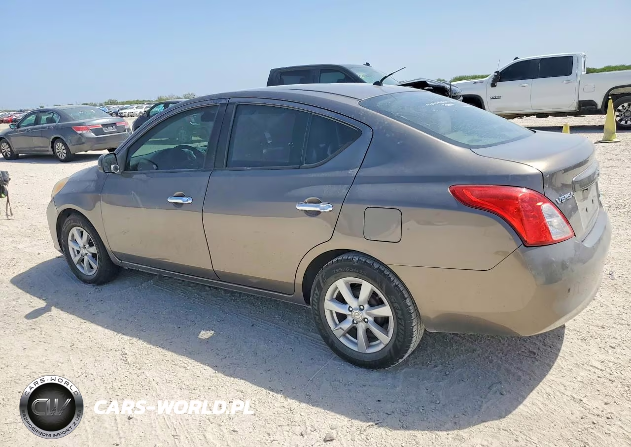 2012 Nissan Versa 1.6 S VIN:3N1CN7AP4CL839811 - 2