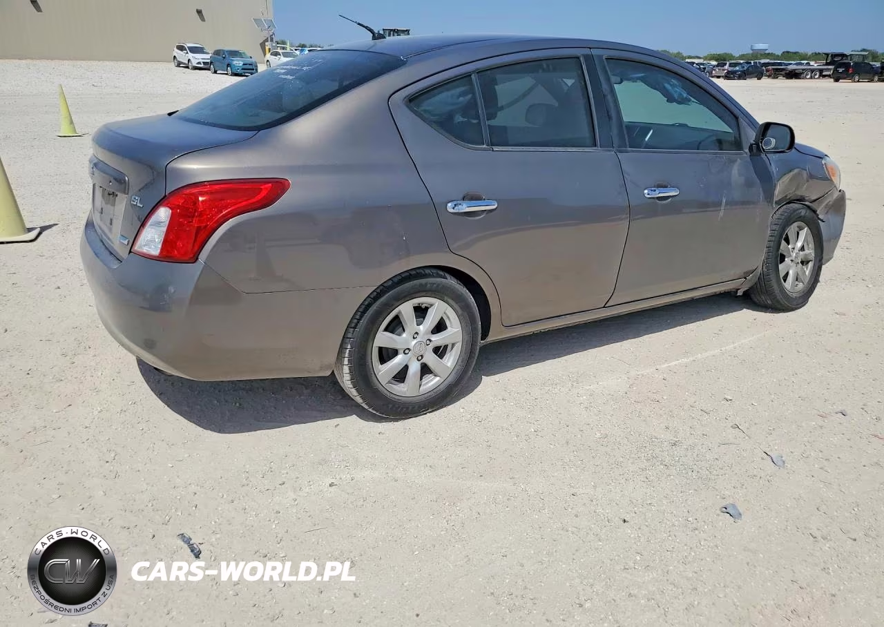 2012 Nissan Versa 1.6 S VIN:3N1CN7AP4CL839811 - 3
