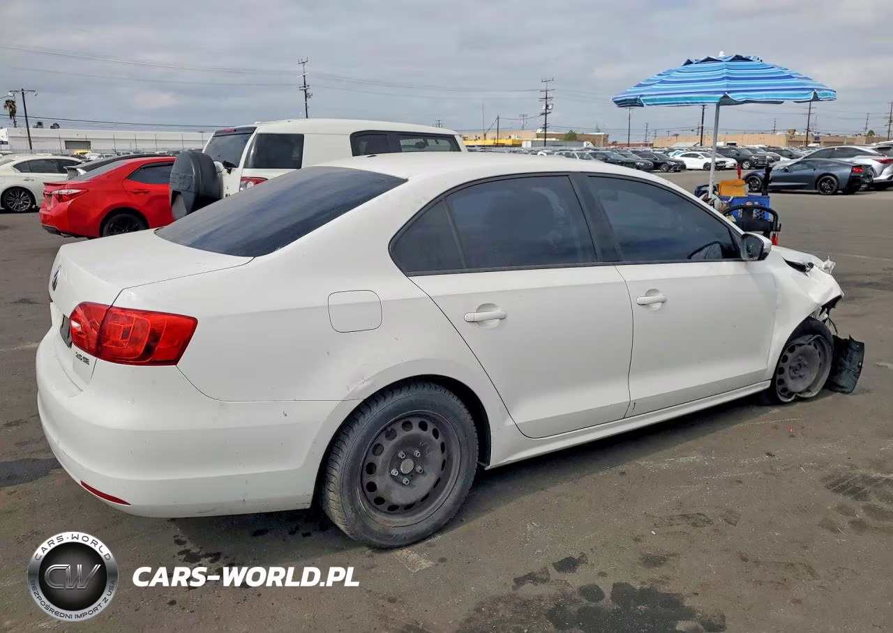 2011 Volkswagen Jetta Se VIN:3VWDZ7AJ9BM373915 - 3