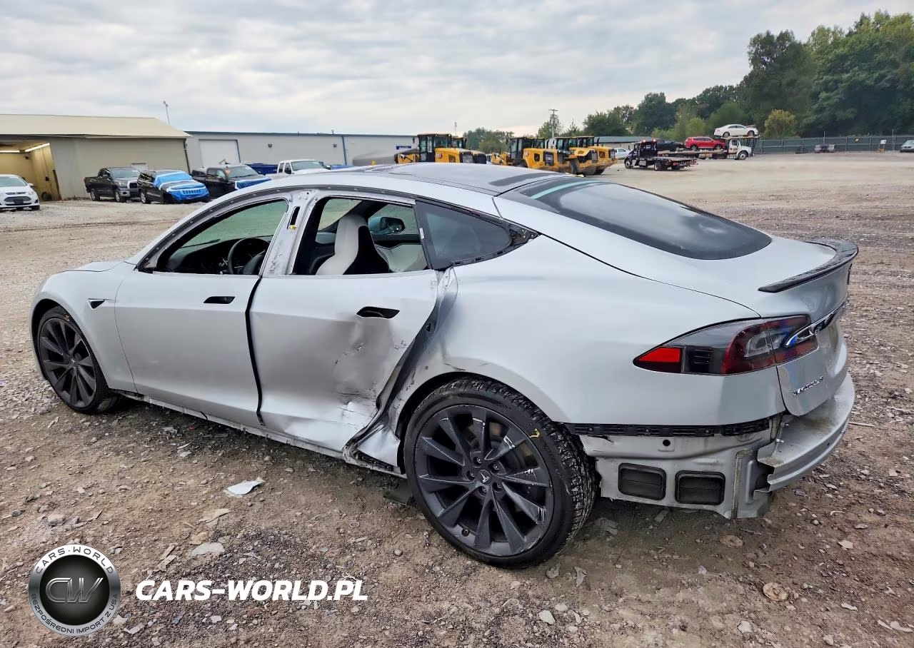 2018 Tesla Model S VIN:5YJSA1E23JF261325 - 2