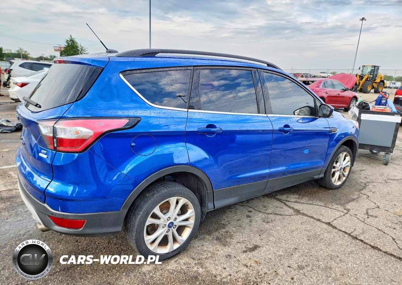 2018 Ford Escape Se VIN:1FMCU0GD7JUA76041 - 3