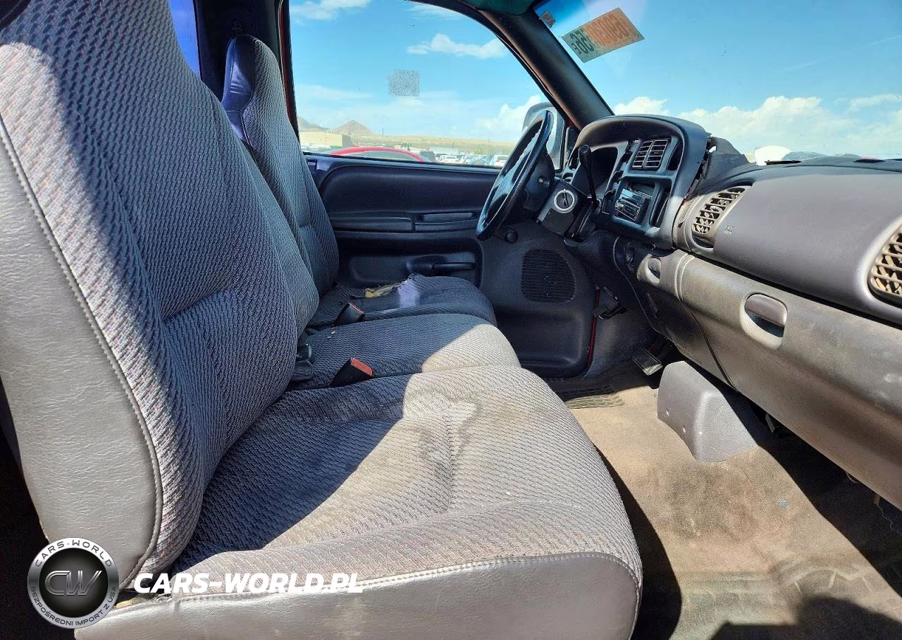 2000 Dodge Ram 1500 VIN:1B7HC16X4YS627918 - 10