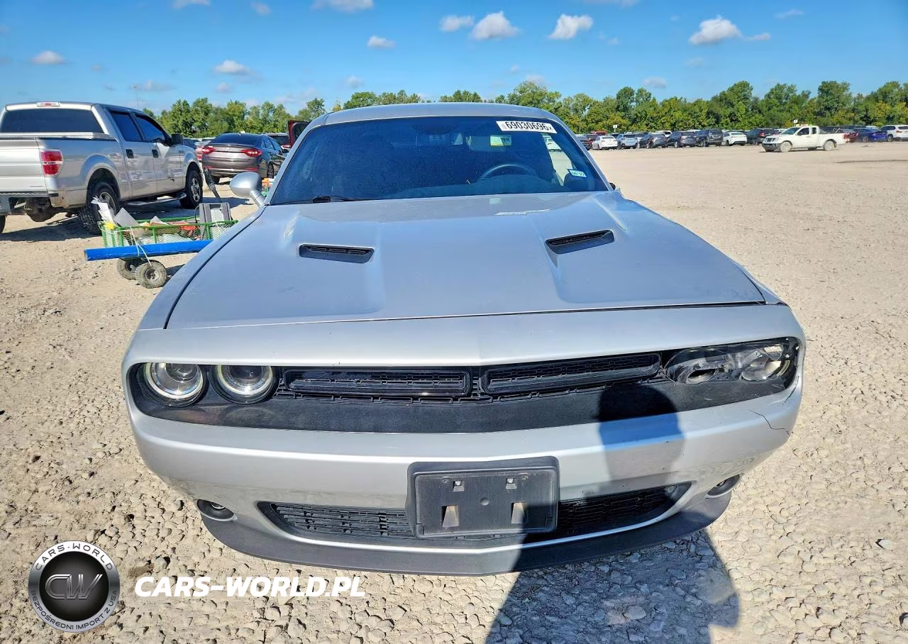 2022 Dodge Challenger Sxt VIN:2C3CDZAG2NH182079 - 5