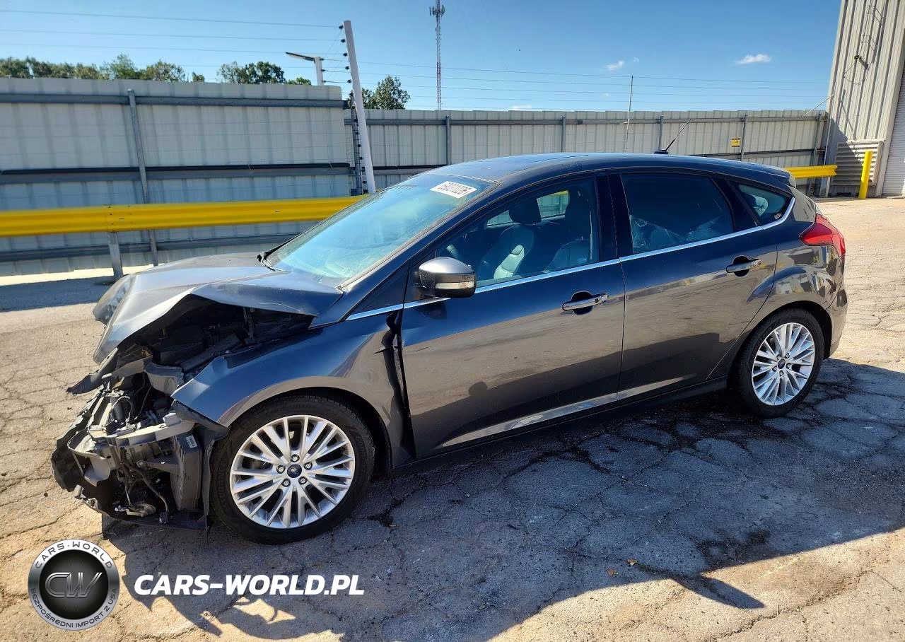 2016 Ford Focus Titanium VIN:1FADP3N27GL253226 - 1