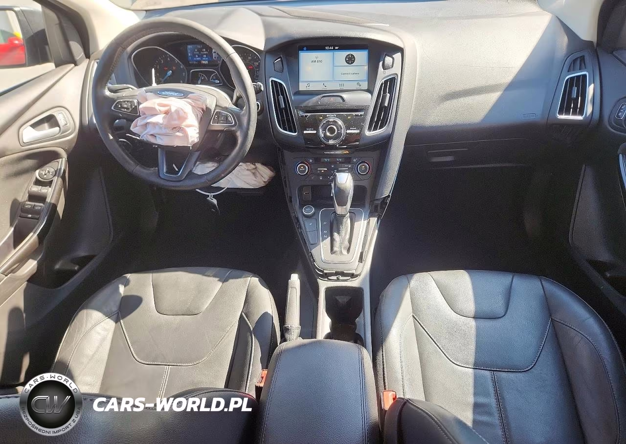 2016 Ford Focus Titanium VIN:1FADP3N27GL253226 - 8