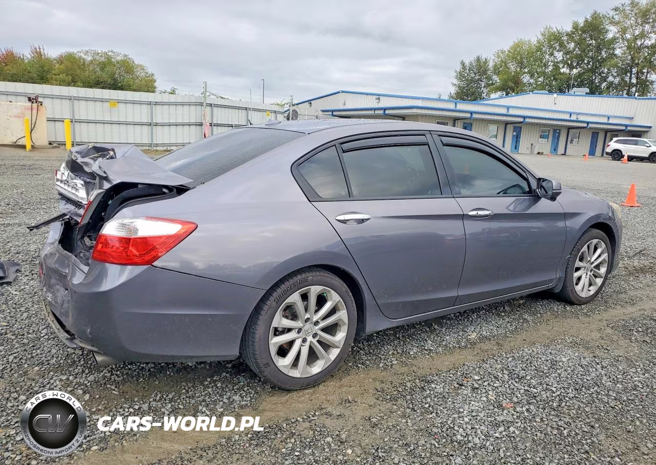 2014 Honda Accord Touring VIN:1HGCR3F90EA800570 - 3