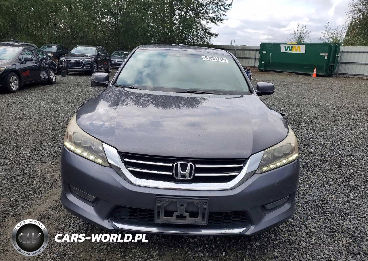 2014 Honda Accord Touring VIN:1HGCR3F90EA800570 - 5