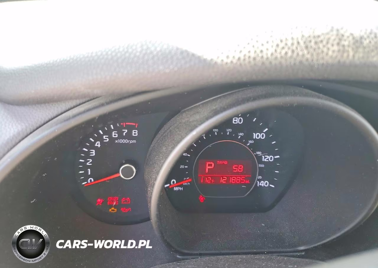 2015 Kia Soul + VIN:KNDJP3A5XF7806293 - 9