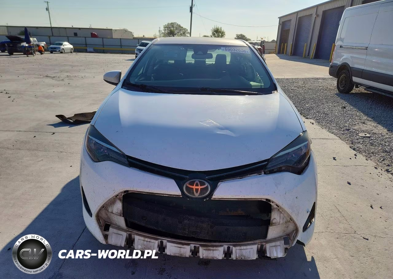 2017 Toyota Corolla Le VIN:2T1BURHE1HC748825 - 5