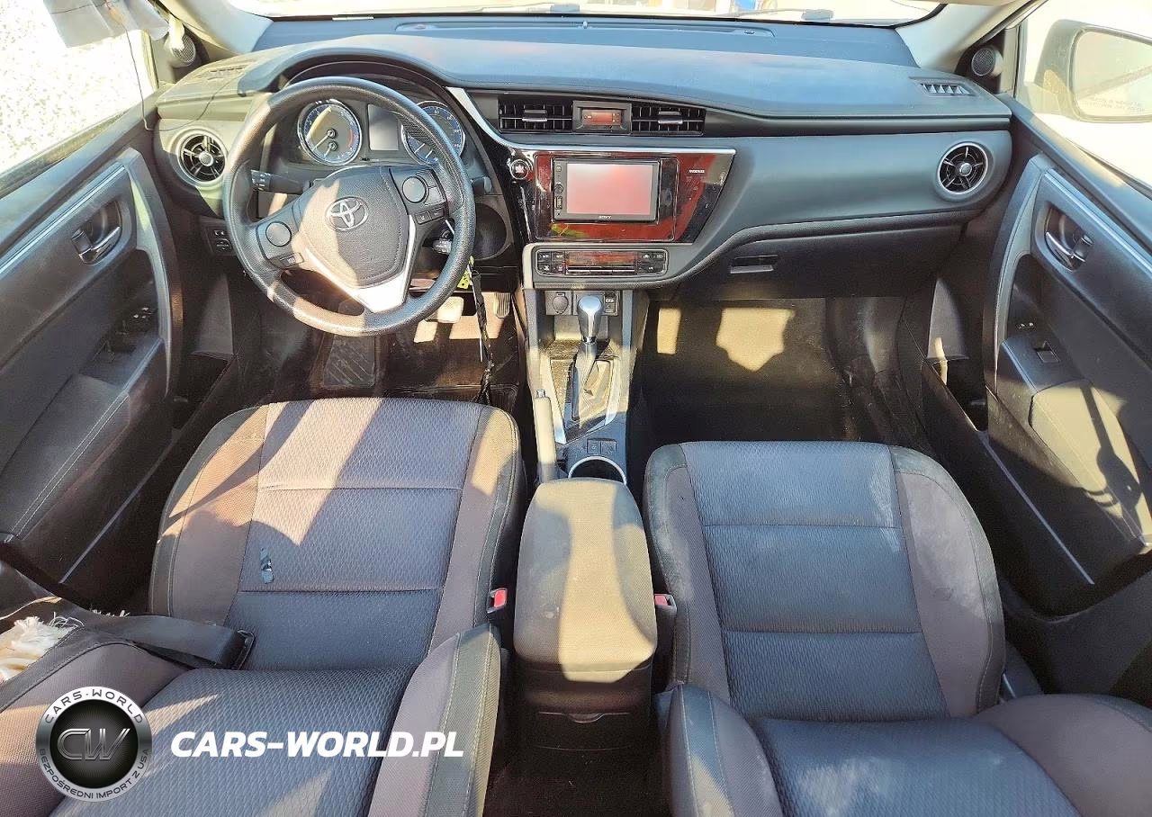 2017 Toyota Corolla Le VIN:2T1BURHE1HC748825 - 8