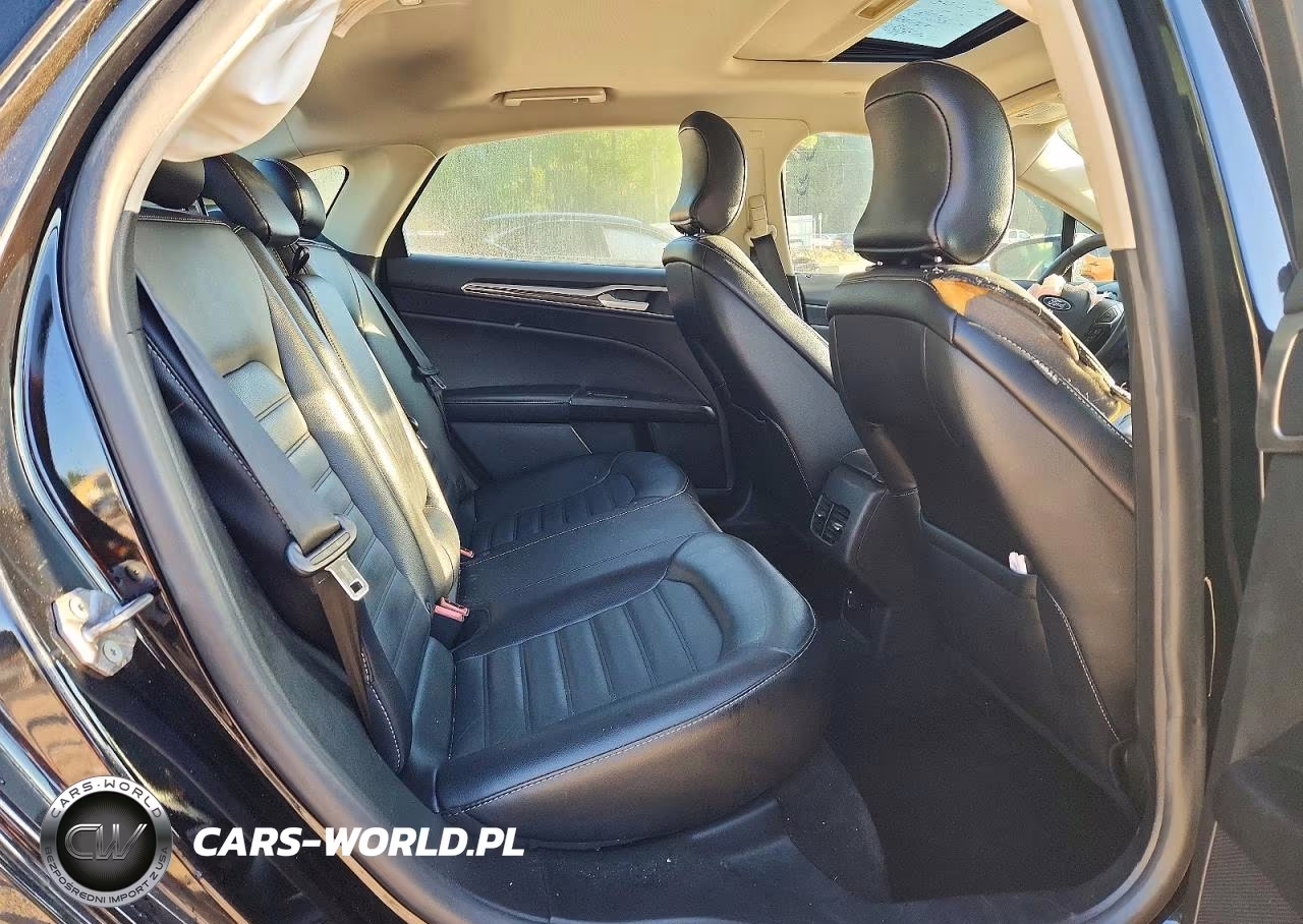 2018 Ford Fusion Se Hybrid VIN:3FA6P0LU5JR273804 - 10