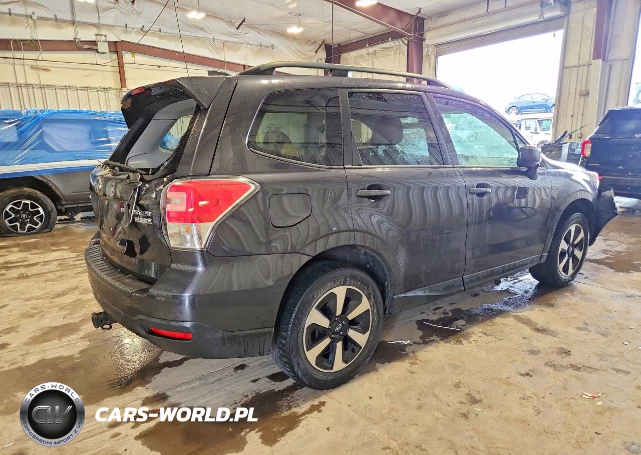 2017 Subaru Forester 2.5I Premium VIN:JF2SJAEC3HH407002 - 3