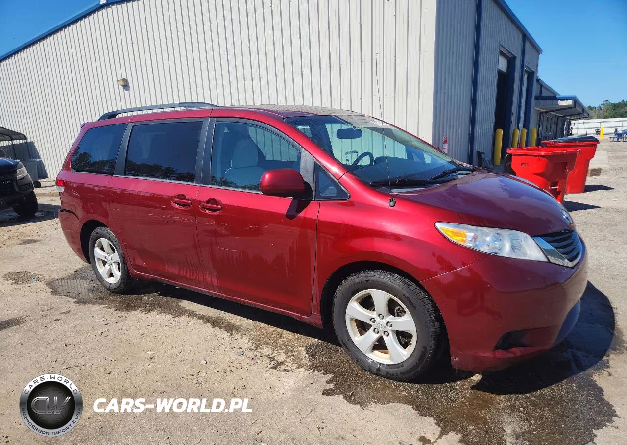 2011 Toyota Sienna Le VIN:5TDKK3DC6BS141048 - 4
