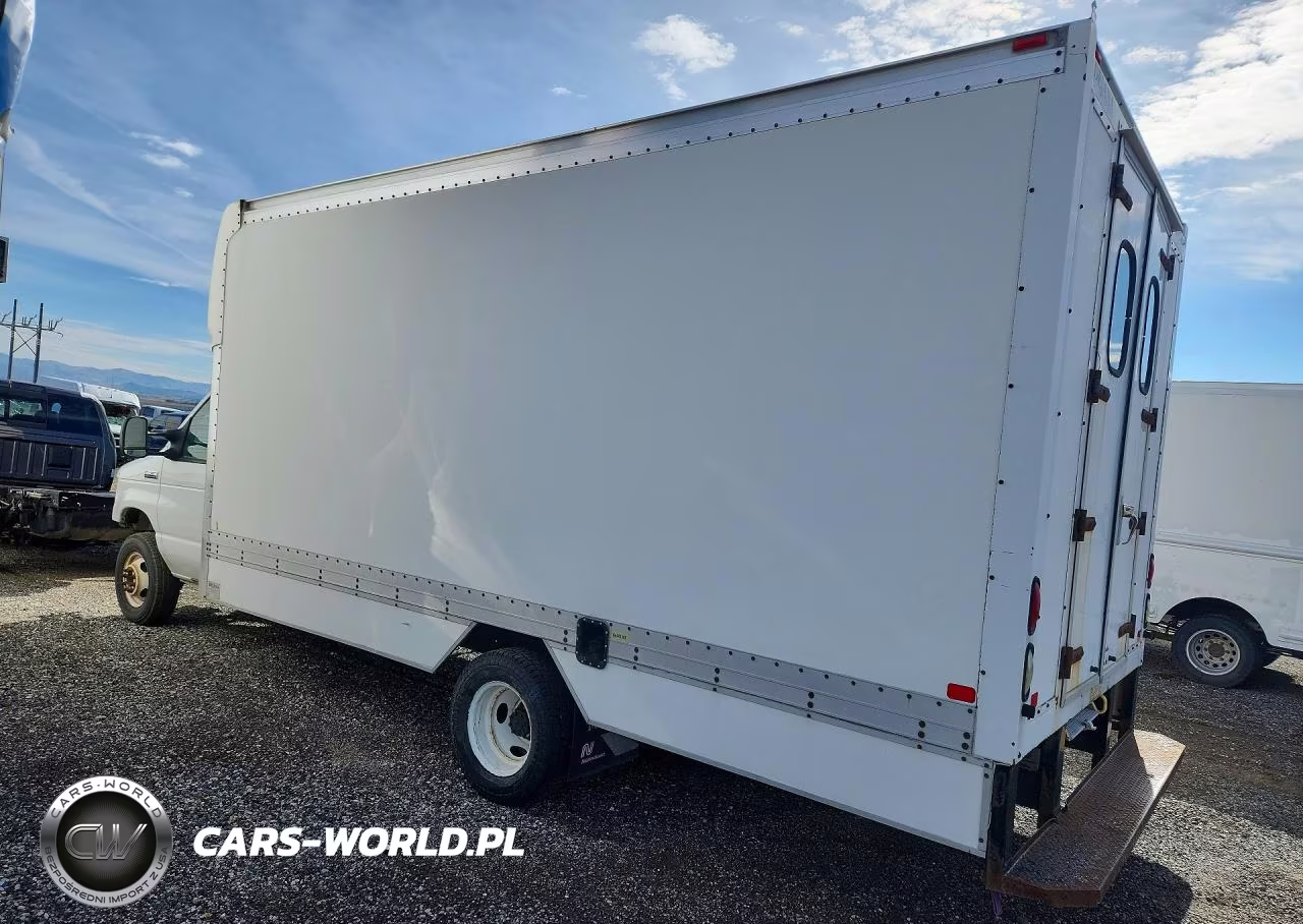 2014 Ford Econoline E450 Super Duty Cutaway Van VIN:1FDXE4FS8EDA47952 - 2