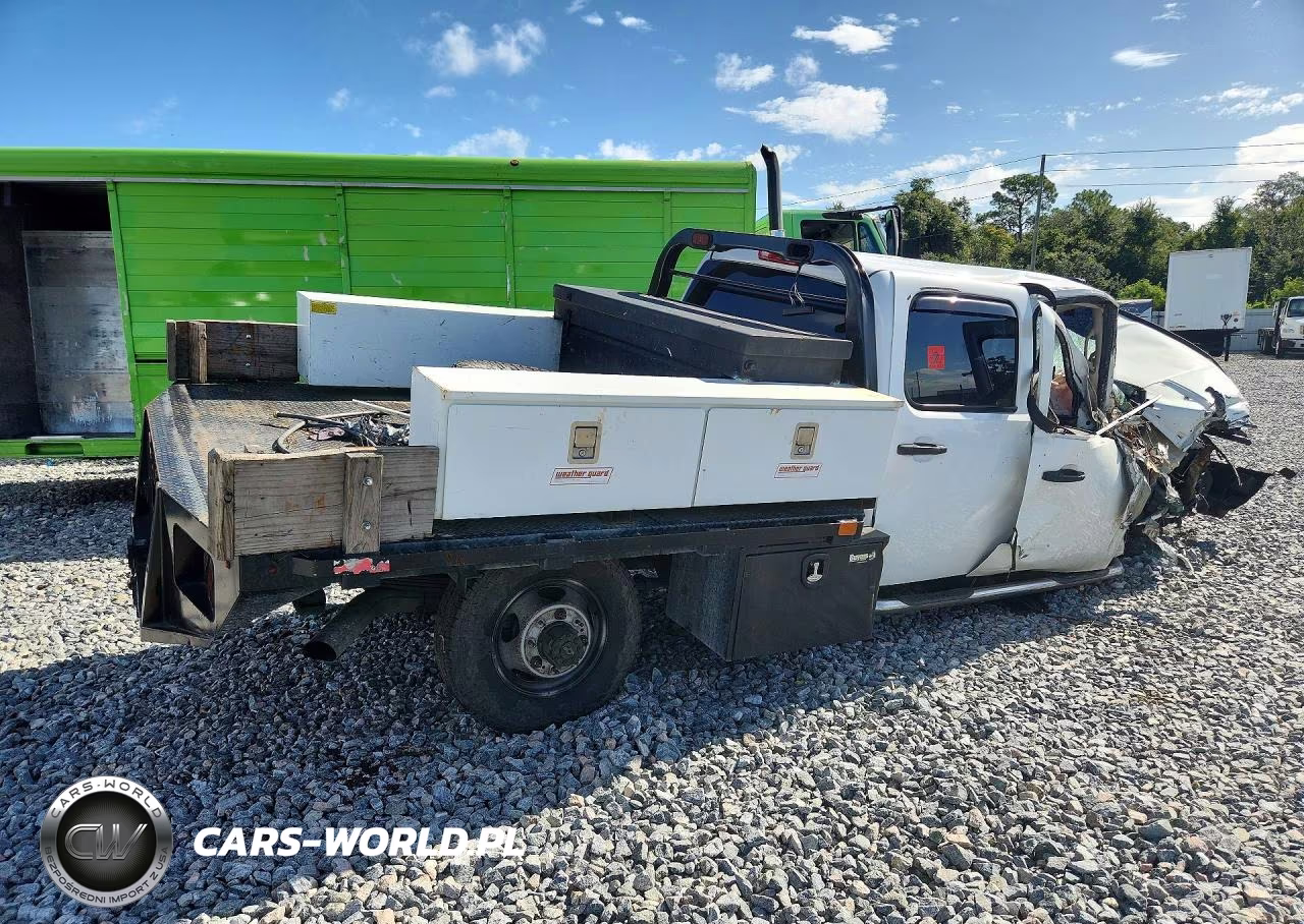 2012 Chevrolet Silverado C3500 VIN:1GB4CZCL8CF192888 - 3