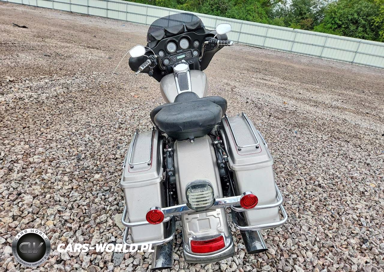 2009 Harley-Davidson Flhtc VIN:1HD1FF4119Y640336 - 4