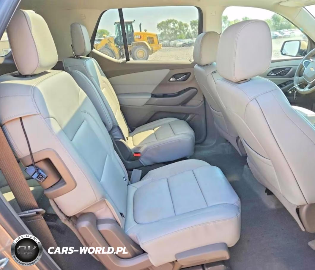 2018 Chevrolet Traverse Lt VIN:1GNEVHKW2JJ130789 - 11