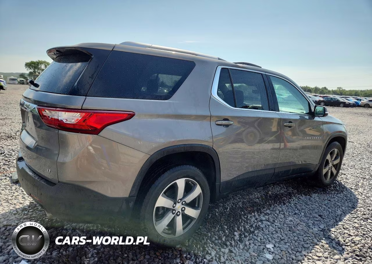 2018 Chevrolet Traverse Lt VIN:1GNEVHKW2JJ130789 - 3