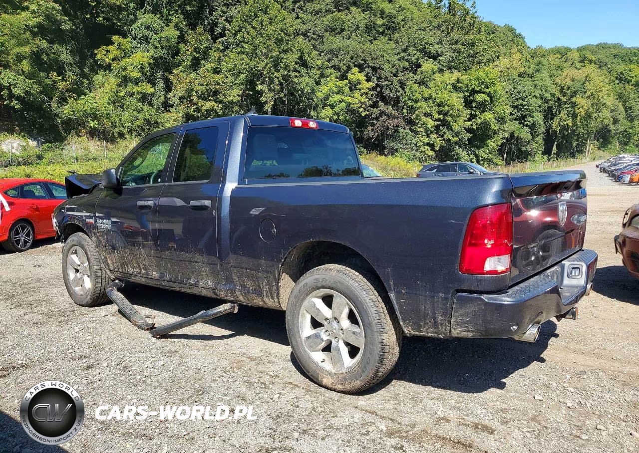 2019 Ram 1500 Classic Tradesman VIN:1C6RR7FT7KS626411 - 2