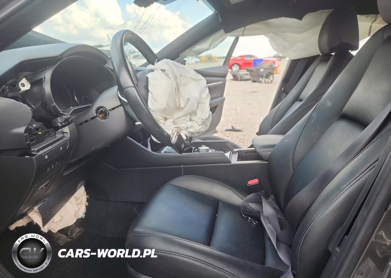 2019 Mazda 3 Preferred VIN:JM1BPBMM2K1135250 - 7