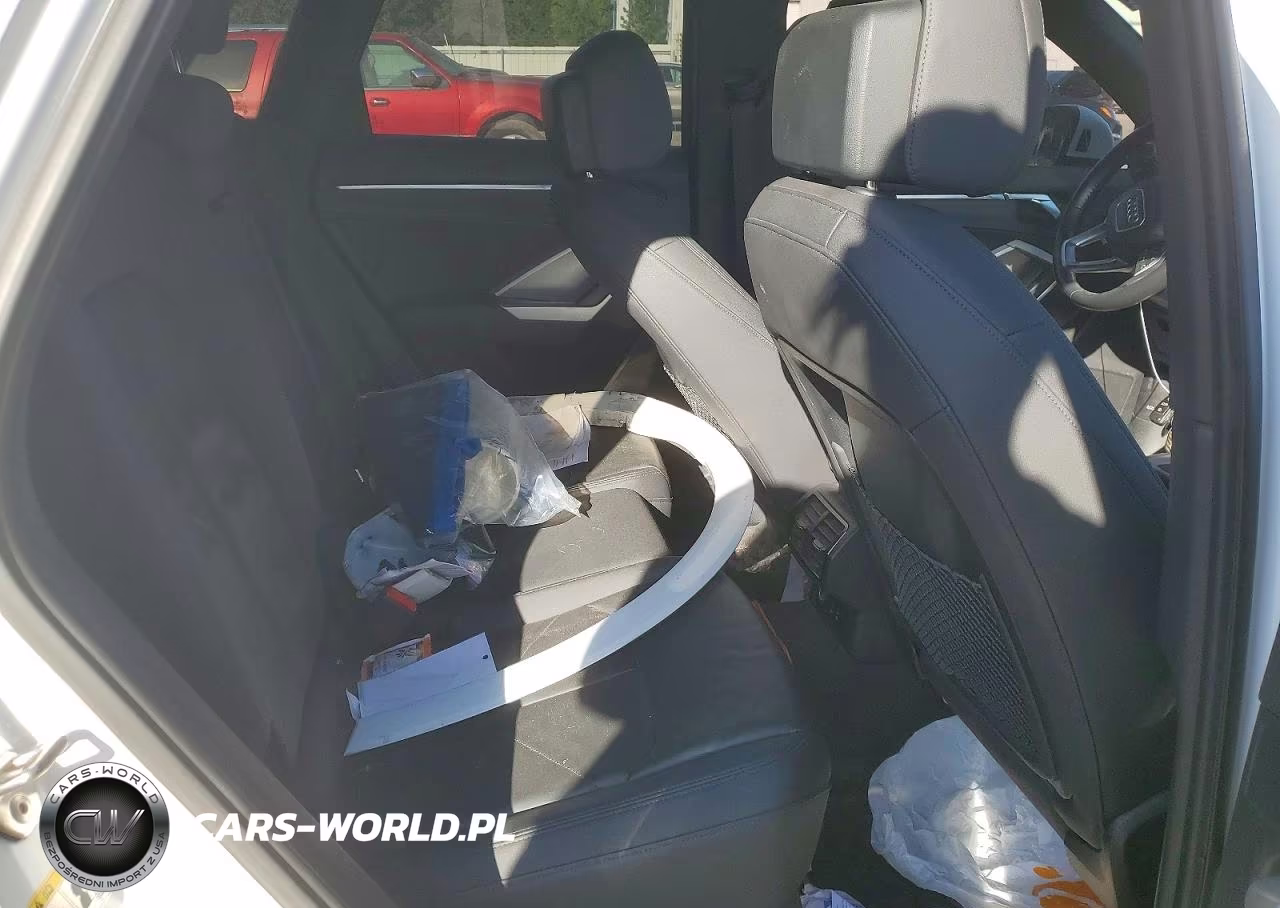 2020 Audi Q3 Premium Plus VIN:WA1BECF38L1046522 - 11