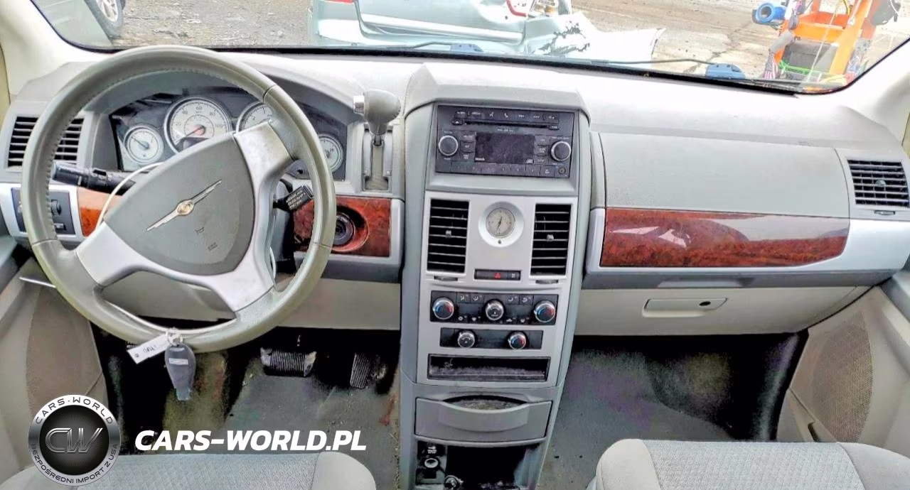 2010 Chrysler Town & Country Touring VIN:2A4RR5D15AR141760 - 8