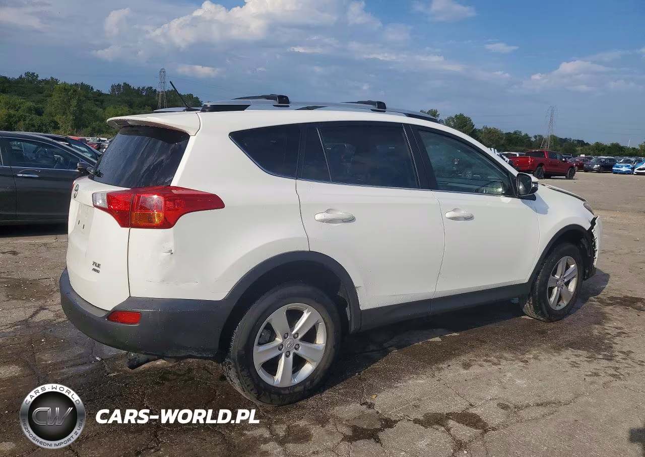 2014 Toyota Rav4 Xle VIN:JTMRFREV5ED048074 - 3