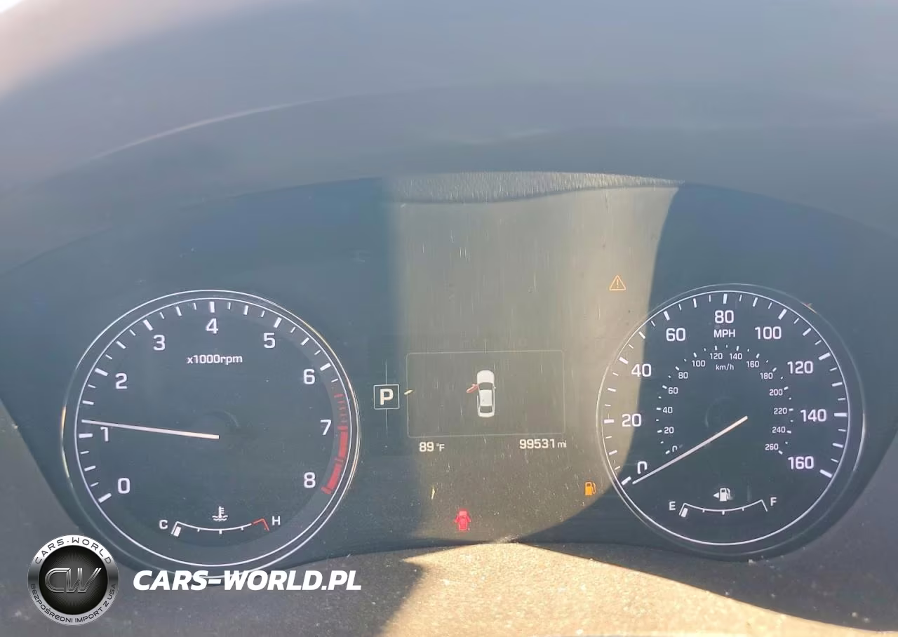 2016 Hyundai Genesis 3.8L VIN:KMHGN4JE8GU138563 - 9