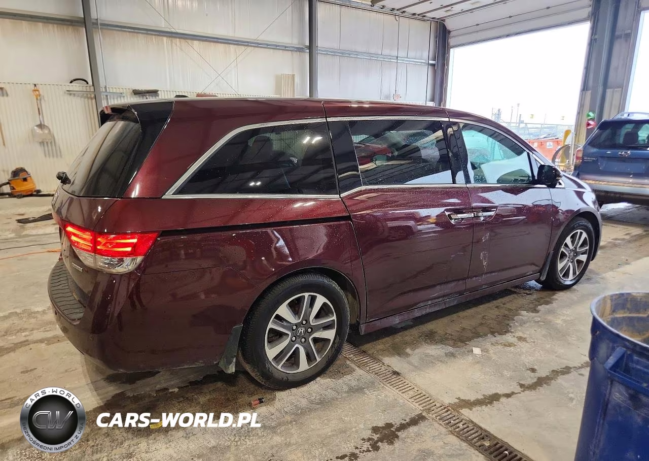 2014 Honda Odyssey Touring VIN:5FNRL5H96EB030434 - 3