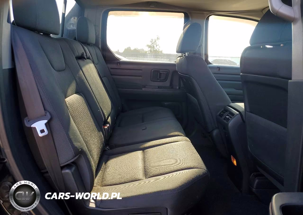 2013 Honda Ridgeline Sport VIN:5FPYK1F73DB005361 - 10