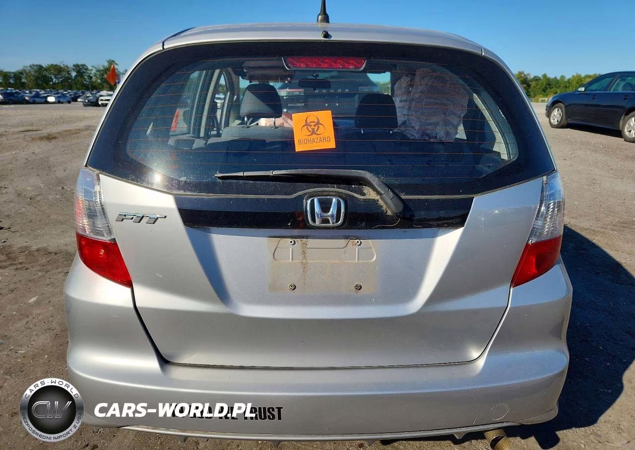 2012 Honda Fit VIN:JHMGE8H38CS008948 - 6