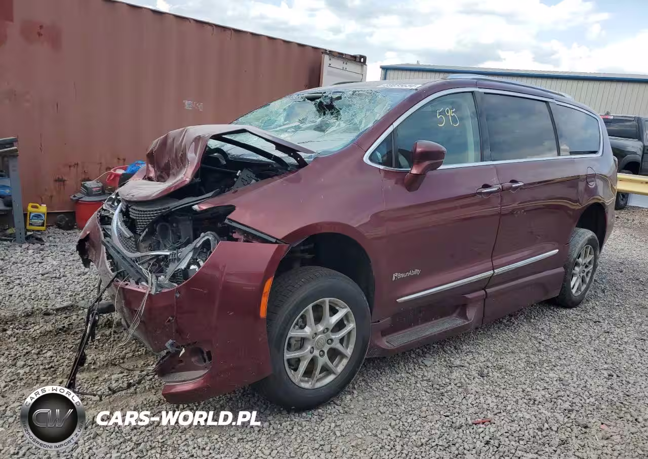 2020 Chrysler Pacifica Touring L