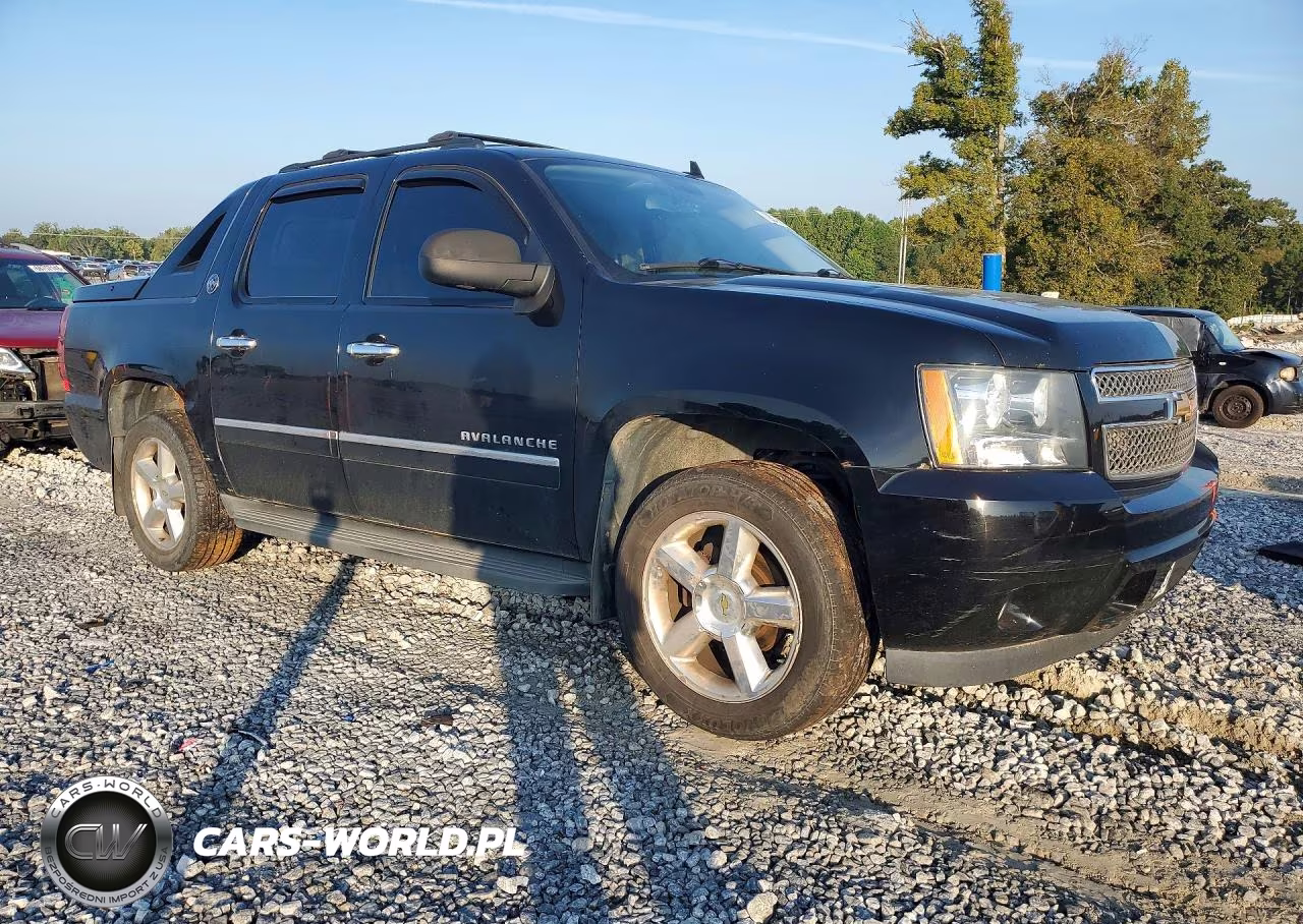 2013 Chevrolet Avalanche Ltz VIN:3GNTKGE78DG250889 - 4