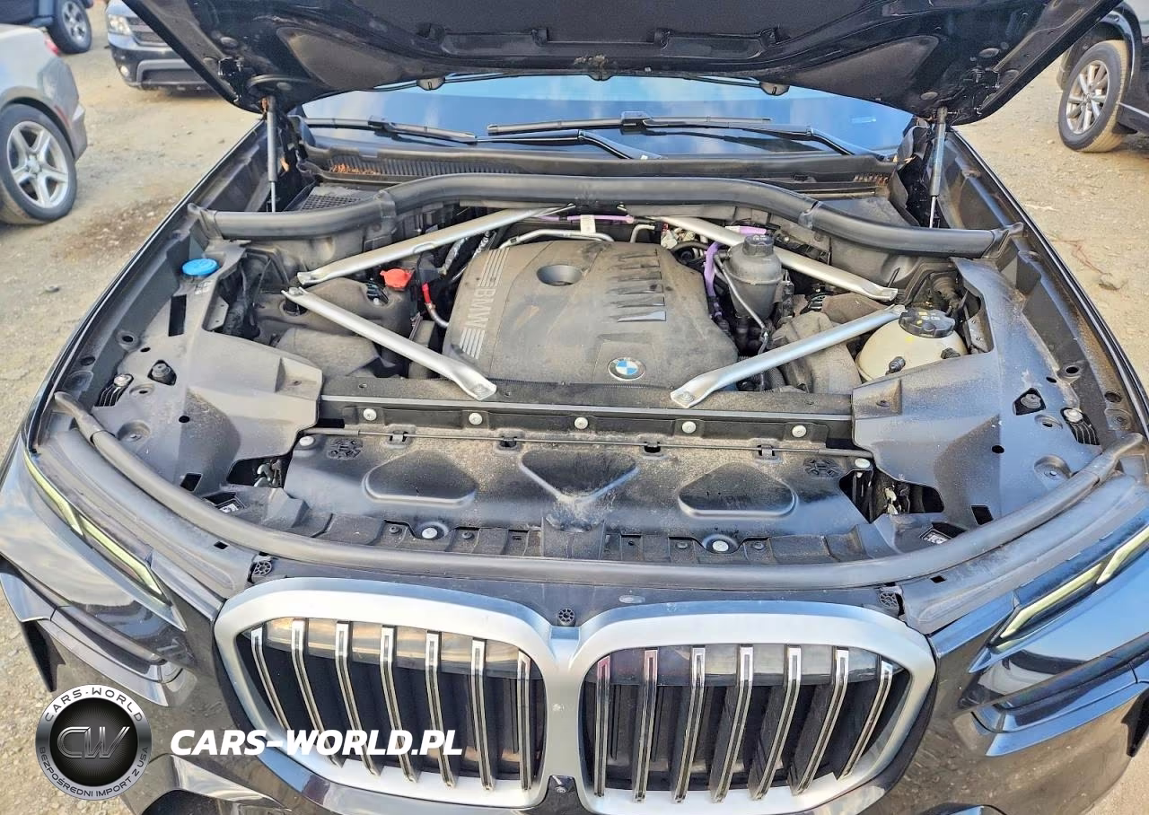 2024 BMW X7 xDrive40I VIN:5UX23EM0XR9S73302 - 12