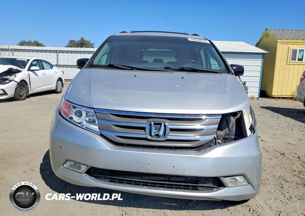 2012 Honda Odyssey Touring VIN:5FNRL5H91CB095270 - 5